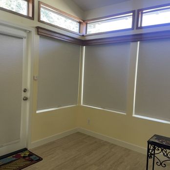 Vineyard Blind & Shutter - Pull down, black out shades in sitting room - Shades & Blinds Near Me Vineyard Blind & Shutter - Pull down, black out shades in sitting room - Shades & Blinds Near Me