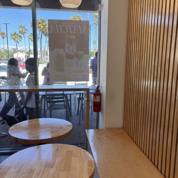 Otto Tea Shoppe - table seating - Coffee & Tea Near Me - Redondo Beach, California
