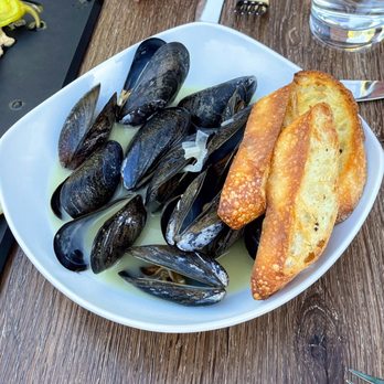 A-Side Public House - P.E.I. Mussels - Coffee & Tea Near Me - Saint Paul, Minnesota A-Side Public House - P.E.I. Mussels - Coffee & Tea Near Me - Saint Paul, Minnesota