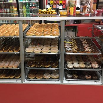 William's Croissant & Donuts - Fresh!!! - Donuts Near Me - Sherman Oaks, California