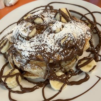 Kitsch'n On Roscoe - Nutella and banana pancakes - Breakfast & Brunch Near Me - Chicago, Illinois Kitsch'n On Roscoe - Nutella and banana pancakes - Breakfast & Brunch Near Me - Chicago, Illinois