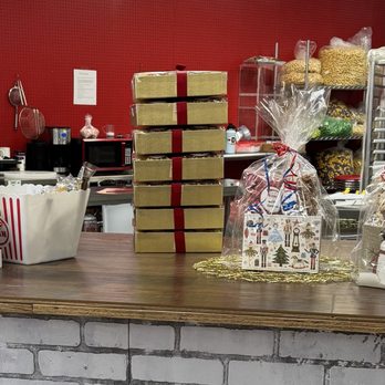 Popcorn Friday - Our seven samplers all bundled up and ready to go! - Desserts Near Me - Belton, Texas Popcorn Friday - Our seven samplers all bundled up and ready to go! - Desserts Near Me - Belton, Texas