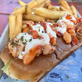 Bar Harbor Lobster Company - Lobster roll - Seafood Near Me - Bar Harbor, Maine Bar Harbor Lobster Company - Lobster roll - Seafood Near Me - Bar Harbor, Maine