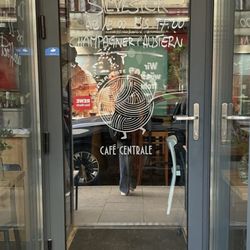 Café Centrale