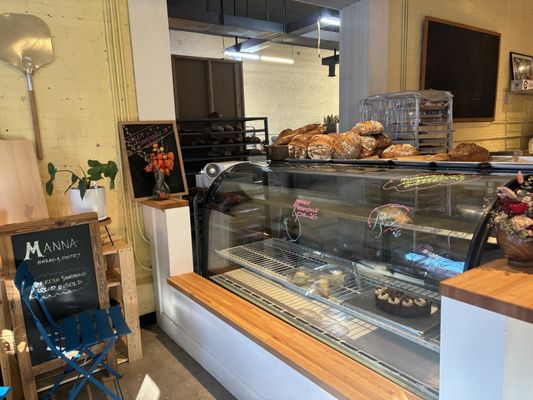 Manna Bakery by null