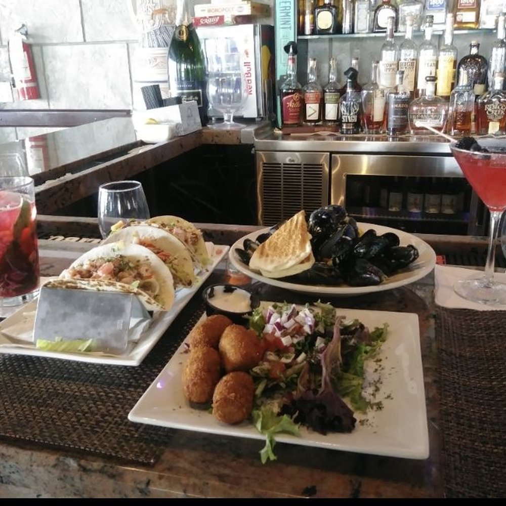 The Tipsy Boar - Lobster tacos, goat cheese croquettes, mussels, delicious - New American Near Me - Hollywood, Florida