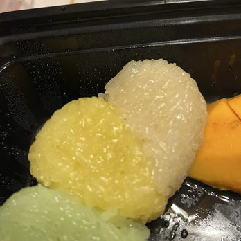 Four Region Thai Cuisine - mango sticky rice - Thai Near Me - Spring, Texas Four Region Thai Cuisine - mango sticky rice - Thai Near Me - Spring, Texas