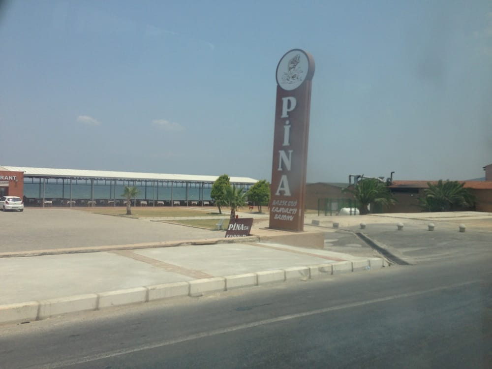 Pina Otel