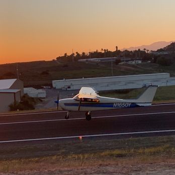 Fallbrook Flight Academy - Flight Instruction Near Me - Fallbrook, California Fallbrook Flight Academy - Flight Instruction Near Me - Fallbrook, California