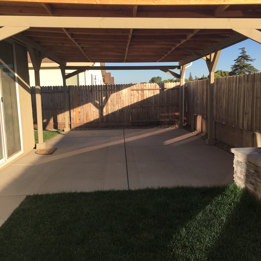 ST Landscape Management - After patio - Landscaping Near Me ST Landscape Management - After patio - Landscaping Near Me