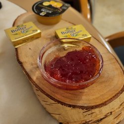 Konditorei-Café Graupner - Proportionen stimmen irgendwie nicht... 2 Personen dafür 3 Brötchen...