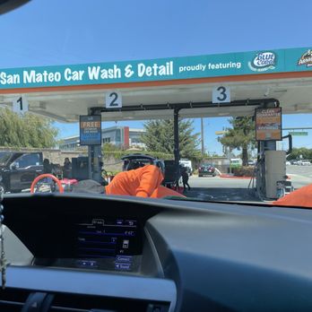 San Mateo Car Wash - Team that wipes the exterior. - Car Wash Near Me - San Mateo, California San Mateo Car Wash - Team that wipes the exterior. - Car Wash Near Me - San Mateo, California