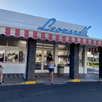 Leonard's Bakery - Bakeries Near Me - Honolulu, Hawaii