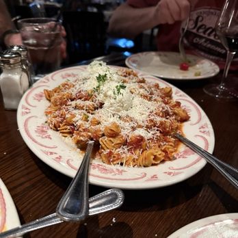 Mama Rivotta MAMA RICOTTA’S - Updated July 2025 - 1385 Photos & 1318 Reviews - 601 S ...