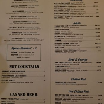 Delaney Oyster House - Seafood Near Me - Charleston, South Carolina