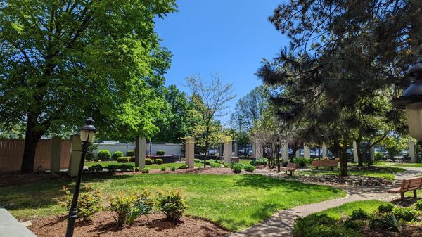 Courtyard Boston Logan Airport by null