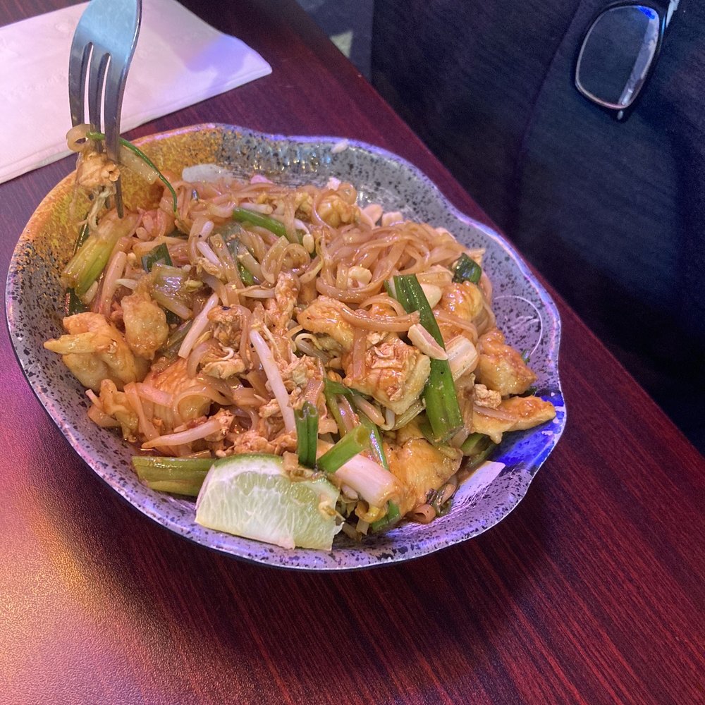 Good Chef Restaurant - Pad Thai Noodle - Asian Fusion Near Me - Miami, Florida Good Chef Restaurant - Pad Thai Noodle - Asian Fusion Near Me - Miami, Florida