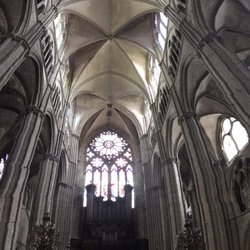 Le Café des Arts - St. Ettiene Cathedral in Bourges, Fr