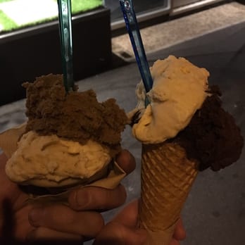 Il Melograno - Salted macadamia and Dutch chocolate, coffee and Turkish hazelnut - Italian Near Me - Northcote, VIC