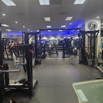 Enrichfit - The main floor - Gyms Near Me - Burbank, California