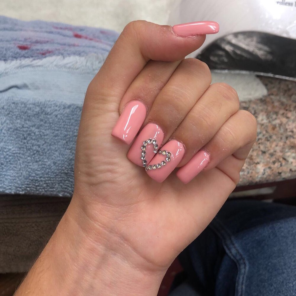 Cutie Nails - Full set - Nail Salons Near Me - Chula Vista, California