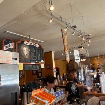 Mountain Goat Coffee - customers at the counter - Coffee & Tea Near Me - Packwood, Washington Mountain Goat Coffee - customers at the counter - Coffee & Tea Near Me - Packwood, Washington