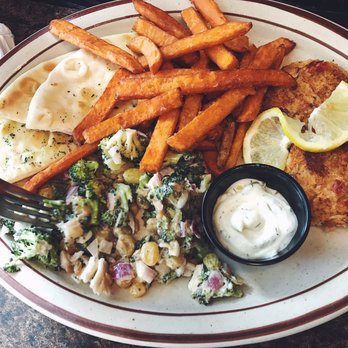 Brigs at the Park Restaurant - crab cakes w sweet potato fries - Breakfast & Brunch Near Me - Durham, North Carolina Brigs at the Park Restaurant - crab cakes w sweet potato fries - Breakfast & Brunch Near Me - Durham, North Carolina