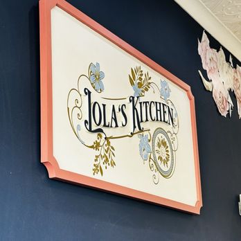 Lola’s Kitchen - Sign inside - Comfort Food Near Me - San Fernando, California Lola’s Kitchen - Sign inside - Comfort Food Near Me - San Fernando, California