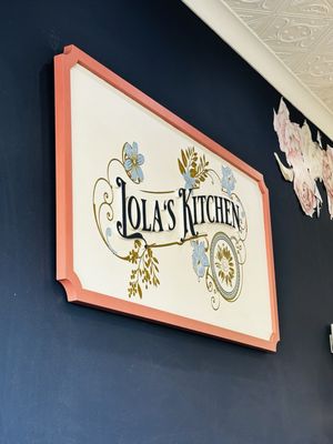Lola’s Kitchen by null