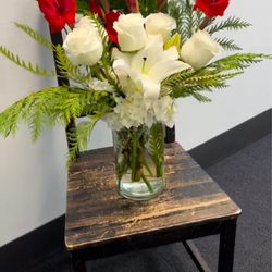 Helen's Flower Shop - Bouquet.