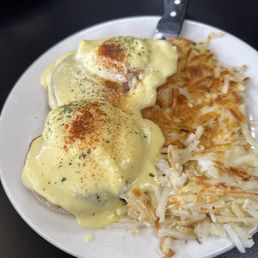 Eggs Benedict 2 Poached Eggs