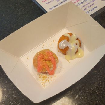 Sugar Llamas Sapulpa - Strawberry shortcake & Blueberry lemon - Donuts Near Me - Sapulpa, Oklahoma
