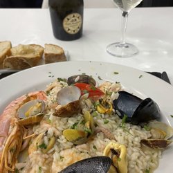 Amoroso dal 1876 - Risotto di mare, great, huge and good service. Reasonable prices.