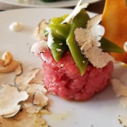Ristrot Guviol - Wonderful tartare with black truffle.  Side of yummy spinach