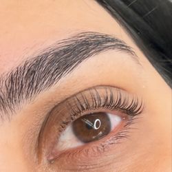 Your Lash Bestie - Korean style lashlift using Korean techniques