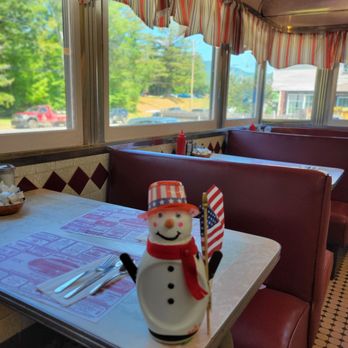 Arnold’s Wayside Diner - Food Trucks Near Me - Lincoln, New Hampshire