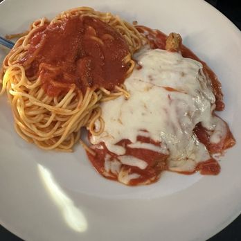 Giuseppe's Italian Grill - Chicken Parmesean - Italian Near Me - Seguin, Texas