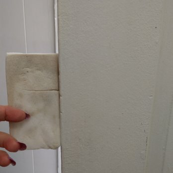 La Fonda Motel - Bathroom door after I cleaned it with Eraser sponge. It looks like I missed a spot but l that was just old paint showing through new paint. - Hotels Near Me - Vernon, Texas