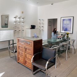 Armstrong-Root Opticians