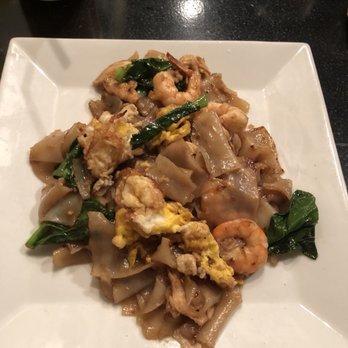 Coco Thai Kitchen - Thai Near Me - Suffield, Connecticut