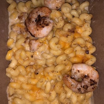 Sweet T's Southern Eatery - Tasty but verrrrrry skimpy on the shrimp - Soul Food Near Me - Montclair, New Jersey
