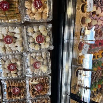 Baklovah Bakery - Desserts Near Me - San Antonio, Texas Baklovah Bakery - Desserts Near Me - San Antonio, Texas