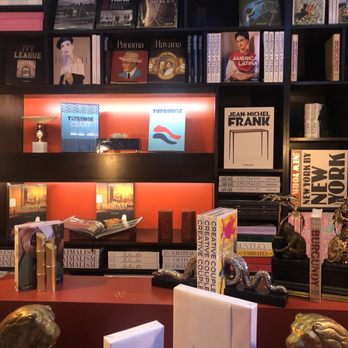 Maison Assouline - Bookstores Near Me - London, XGL