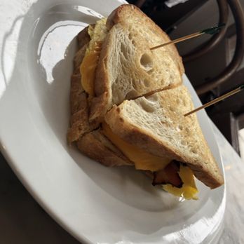 Stanley - Omelet Sandwich - Breakfast & Brunch Near Me - New Orleans, Louisiana Stanley - Omelet Sandwich - Breakfast & Brunch Near Me - New Orleans, Louisiana