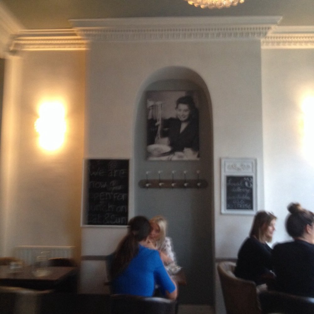 Centonove - Inside the dining room - Italian Near Me - London, XGL Centonove - Inside the dining room - Italian Near Me - London, XGL