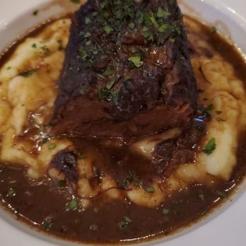 Jane Doe Lounge - Braised Short Ribs - Cocktail Bars Near Me - New York, New York