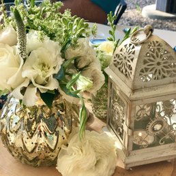 one of the beeeautiful centerpieces from my wedding