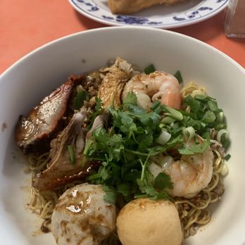 Trieu Chau Restaurant - #1 with thin egg noodles - Chinese donut in back - Chinese Near Me - San Diego, California Trieu Chau Restaurant - #1 with thin egg noodles - Chinese donut in back - Chinese Near Me - San Diego, California