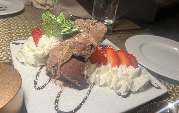 Pines Bistro by null