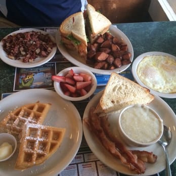 Metro Diner - Wow! That's a lot of food! - Breakfast & Brunch Near Me - Jacksonville, Florida Metro Diner - Wow! That's a lot of food! - Breakfast & Brunch Near Me - Jacksonville, Florida